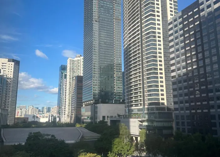 Affordable Staycation Airbnb Bgc