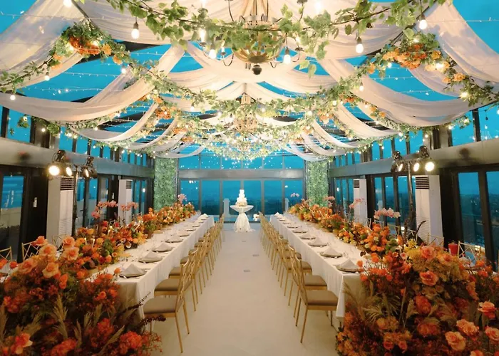 Twin Lakes Hotel Near Tagaytay