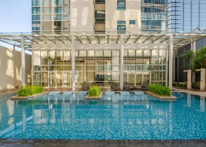 Mystay25V-Parksuitestower1